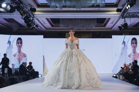 111 UÇANKUŞ MAGAZİN|Türkiye Güzeli Başak Al’dan Yılın İlk Defilesinde Masalsı Gelinlik Şov!