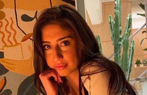 2222 UÇANKUŞ MAGAZİN|Behiye Oyucu Podyumlara İddaalı geliyor.