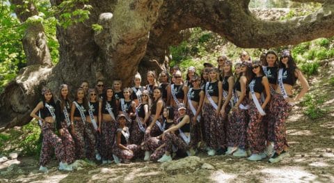 UÇANKUŞ MAGAZİN | TOROSLARDA GÜZELLİK RÜZGARI: MİSS AURA GÜZELLERİ ŞALVAR GİYİP PODYUMA ÇIKTI!